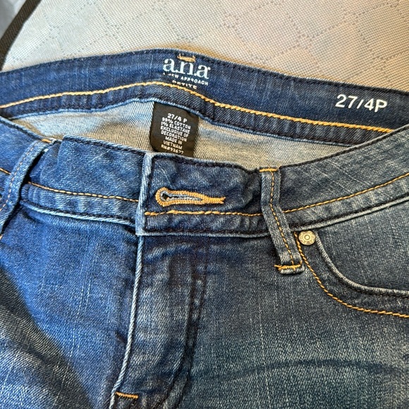 Jean shorts - Picture 2 of 3